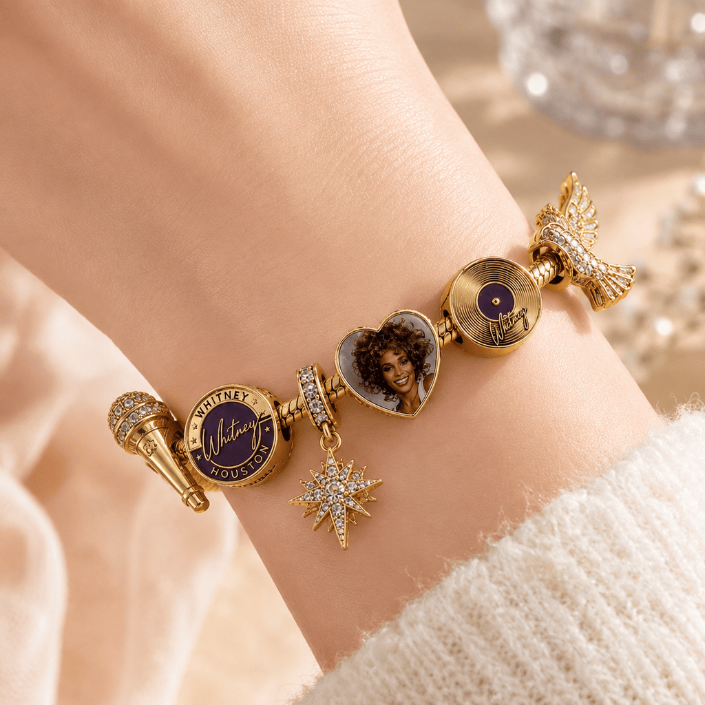 WNHT Gold Charm Bracelet Set VTH
